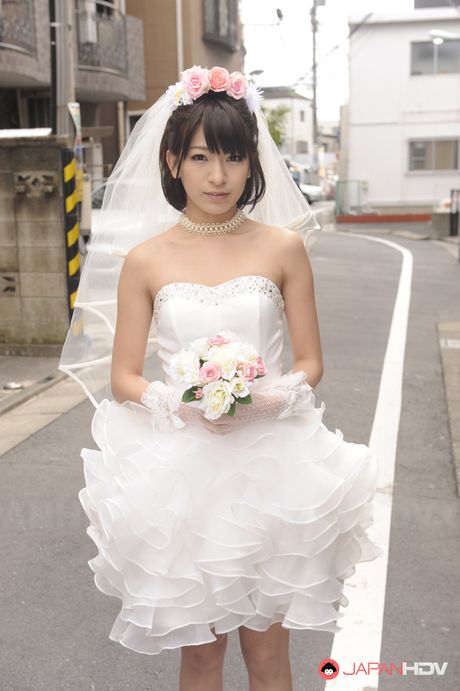 Asian Bride Ruri Narumiya Gets Naked In White Gloves And A Veil