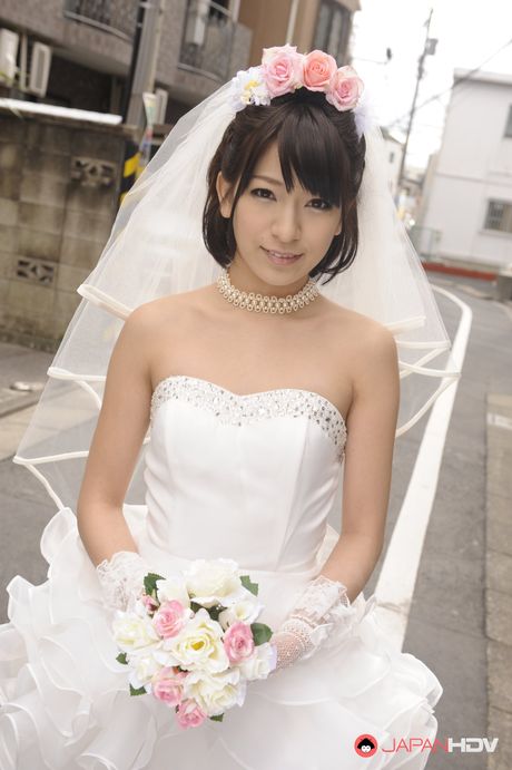 Asian Bride Ruri Narumiya Gets Naked In White Gloves And A Veil