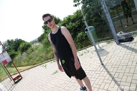 grandmams: BBW Victoria Fat dostaje swoje ogromne cycki i cipkę ruchane na zewnątrz