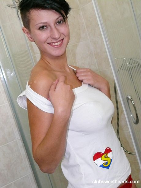 club sweethearts: Cindy F and Nicoletta are two hot lesbians who love to play with each other