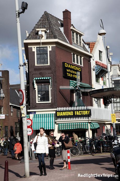 redlight sex trips: 天使般的業餘愛好者 Petra Stingrey 被黑人猛幹