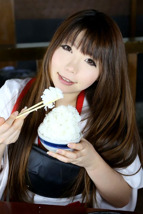 all gravure: Asian girl Ran shows her amazing tits and ass in white stockings