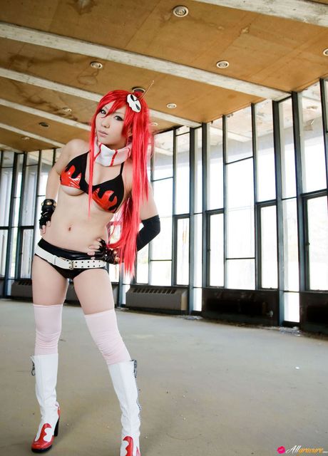 all gravure: Bikini top and shorts are all that is left of her sexy outfit