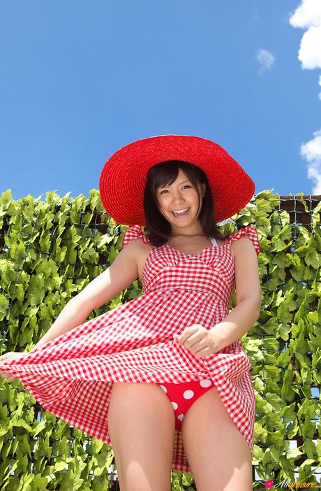 all gravure: Asian cutie Ayana Tanigaki demonstrates her nice tits and poses in a hat