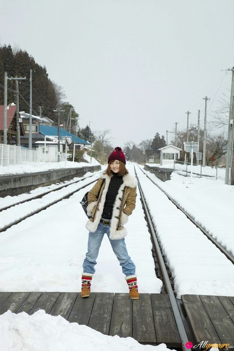 all gravure: Asian covergirl Ayaka Komatsu gets naked in a field of wildflowers