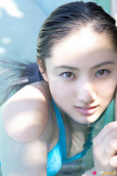 all gravure: Bikini clad Irie Saaka shows off her amazing boobs and poses in a bikini