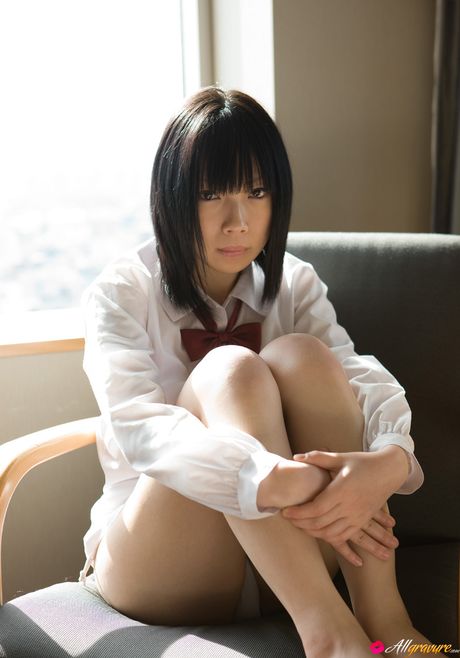 all gravure: Asian beauty Tsubaki exposes her small boobs and poses in a solo