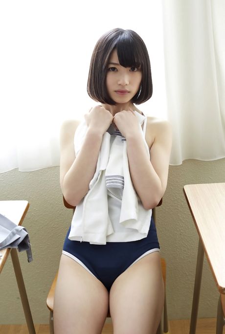 all gravure: Asian doll Riina Murakami gets naked in knee socks while in her bedroom