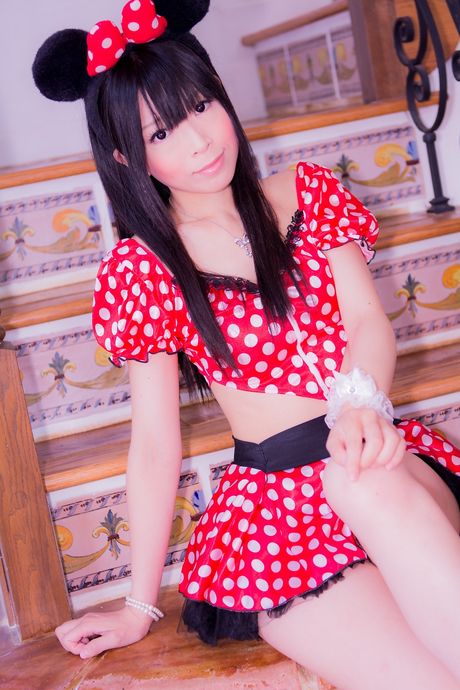 all gravure: Asian cutie Yuki Mashiro demonstrates her natural small tits and poses in a solo