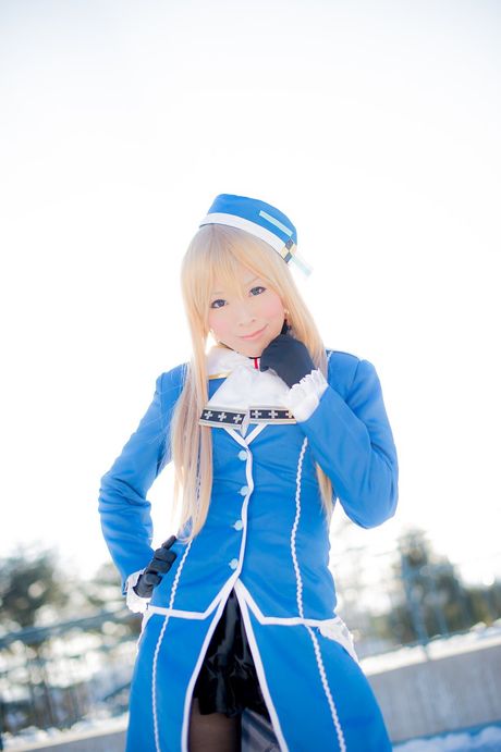 all gravure: The long-haired blonde is showing her sexy body in a solo