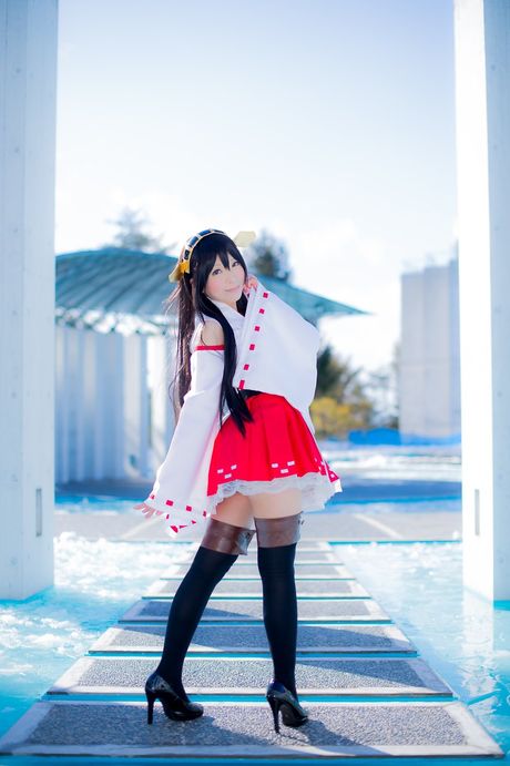 all gravure: Asian teen Yuki Mashiro flaunts her big booty and poses in a solo