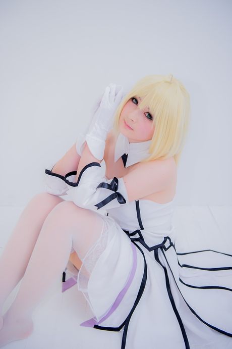 all gravure: Light-haired Asian Maron displays her small boobs and poses in white stockings