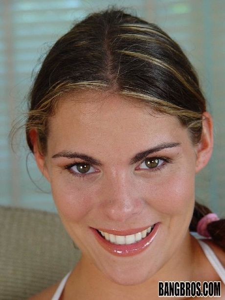 bangbros: Hot american Mommy Heather Silk gets her pussy and ass fucked hardcore