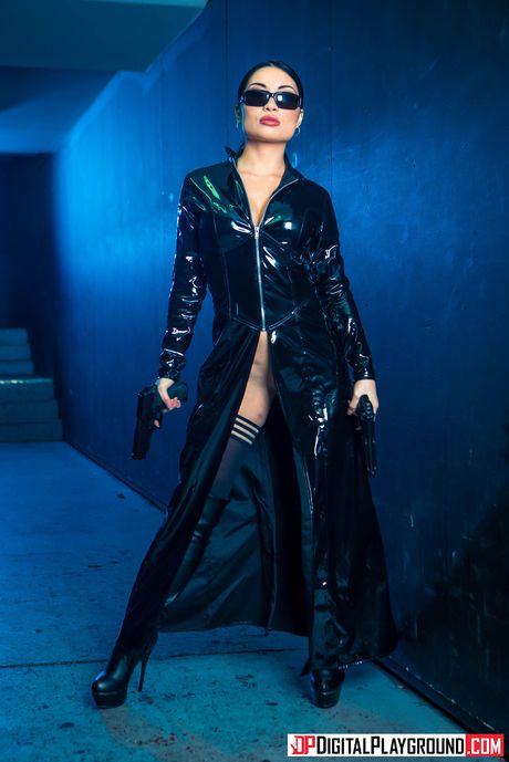 digital playground: Busty Anissa Kate gets her pussy licked and dicked in a 3some