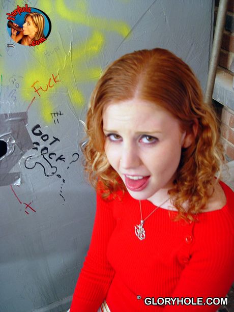 gloryhole: Cherry Poppens ist ein blondes Mädchen, das liebt, einen schwarzen Schwanz zu lutschen