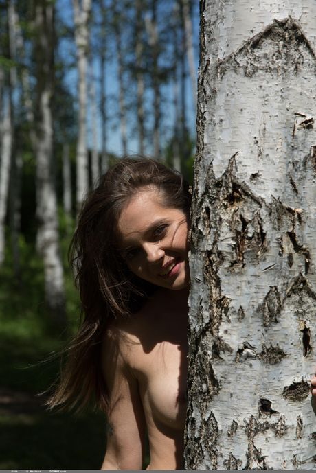 domai: Lovely russian cutie Lizi Vogue bares herself on a blanket in a forest