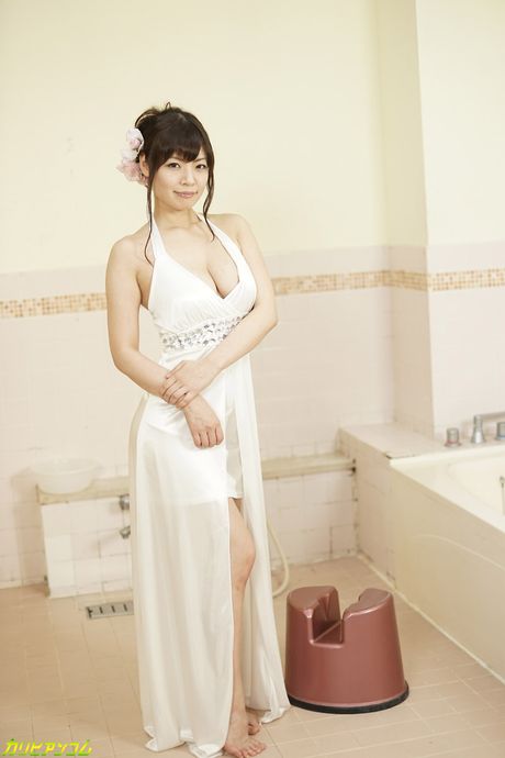 Asian chicks Nao Mizuki and Ryo Tsujimoto have a threesome on a bed Asian chicks Nao Mizuki and Ryo Tsujimoto have a threesome on a bed
