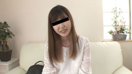 10musume: Schulmädchen Sara Haneda lässt sich von ihrem Stiefbruder in die Muschi ficken