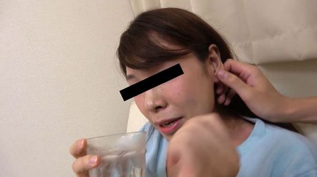 10musume: Asian doll Kotomi Yamazaki sucks a dick before getting fucked