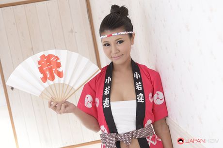 japan hdv: Asian MILF Amiru Kinohara gets her big tits and pussy fucked in a solo