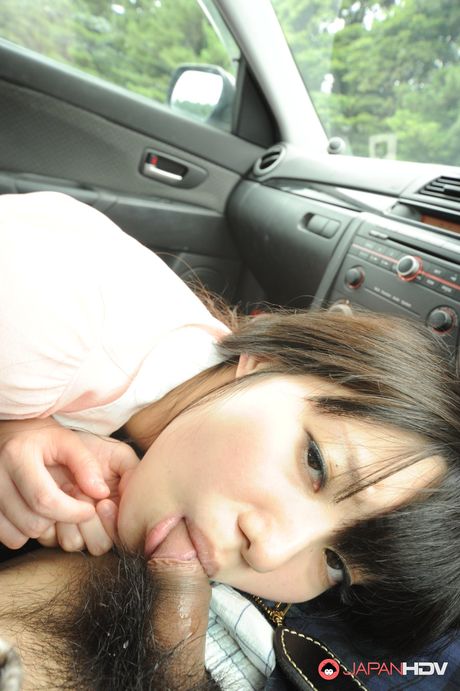 japan hdv: Attractive japanese girl Riko Tabe gives a blowjob in the car and gets a facial