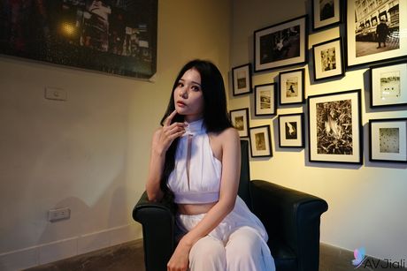 av jiali: Azjatycka dziewczyna z okładki XianErai dostaje lizanie cipki po seksie w barze