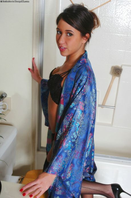 karups hometown amateurs: Svelte teenage brunette stripping and spreading her legs