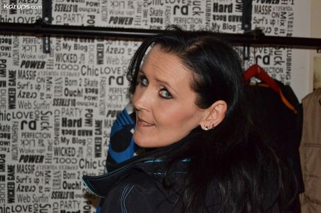 karups older women: Beautiful czech Mommy Jana Barret unveils her amazing tits and rubs wet pussy in a solo