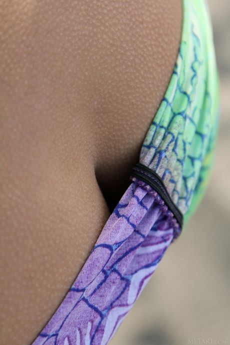 met art: Mango A is a hot teen who loves to get naked outdoors