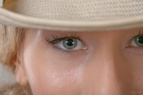 met art: Light-Haired russian babe Lera D removes a cowboy hat and clothes to get naked