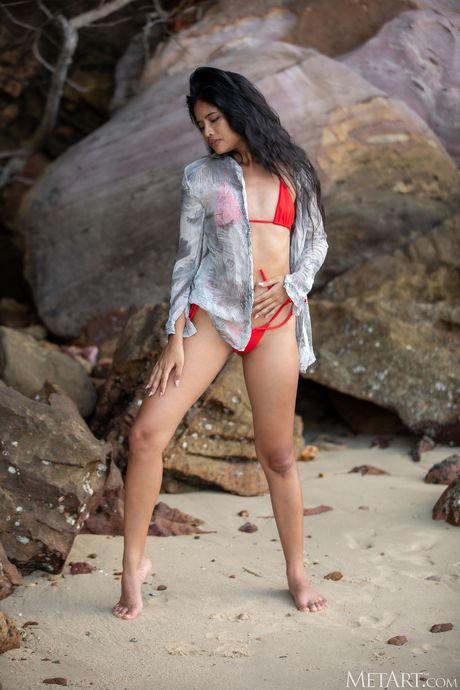 met art: Gorgeous thai girl Bua A takes off everything on a blanket on a sandy beach