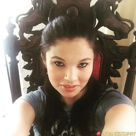 asian sex diary: 亞洲女孩 Miyuki Son 的毛茸茸陰戶被舔舐並被操弄