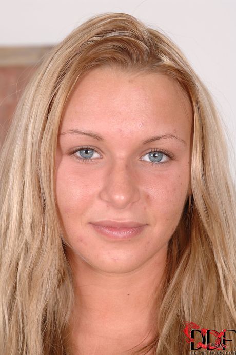 porn world: Amanda Black est une fille sexy avec un corps superbe et un fétichisme des pieds