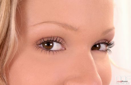 porn world: Hardcore teen porn with a sweet girl Sammy is a great way to spend time