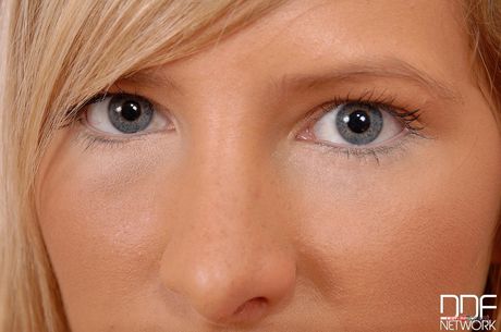 porn world: Blonde hungarian girl Emese shows off her shaved pussy and amazing boobs in a solo