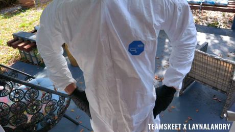 teamskeet x layna landry: A adolescente curvilínea Layna Landry tem sua buceta lambida e fodida por uma cinta-caralho